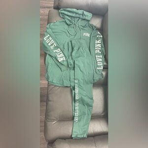 Three piece matching set misc sizes